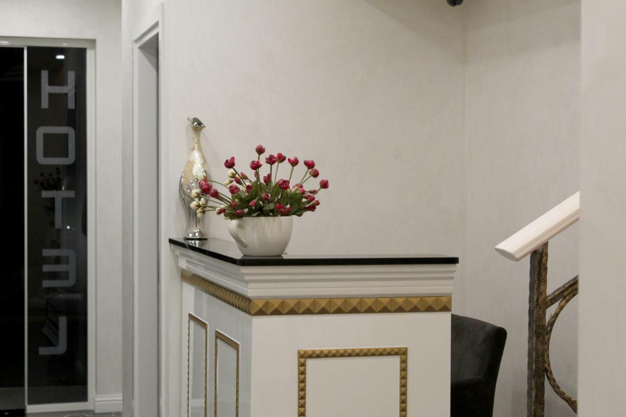 Ramel Hotel Tirana Kültér fotó