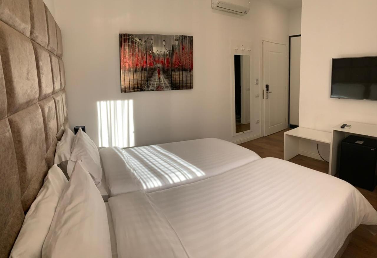 Ramel Hotel Tirana Kültér fotó