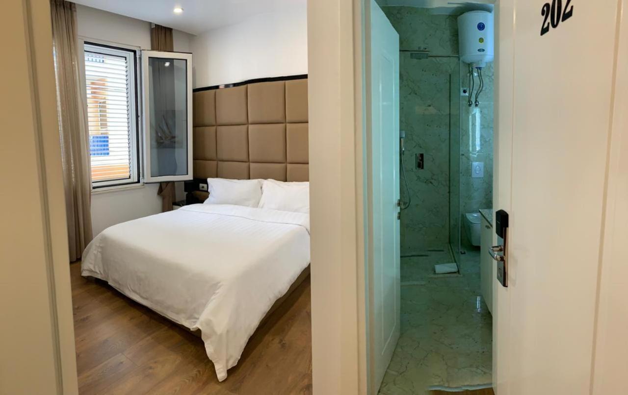 Ramel Hotel Tirana Kültér fotó