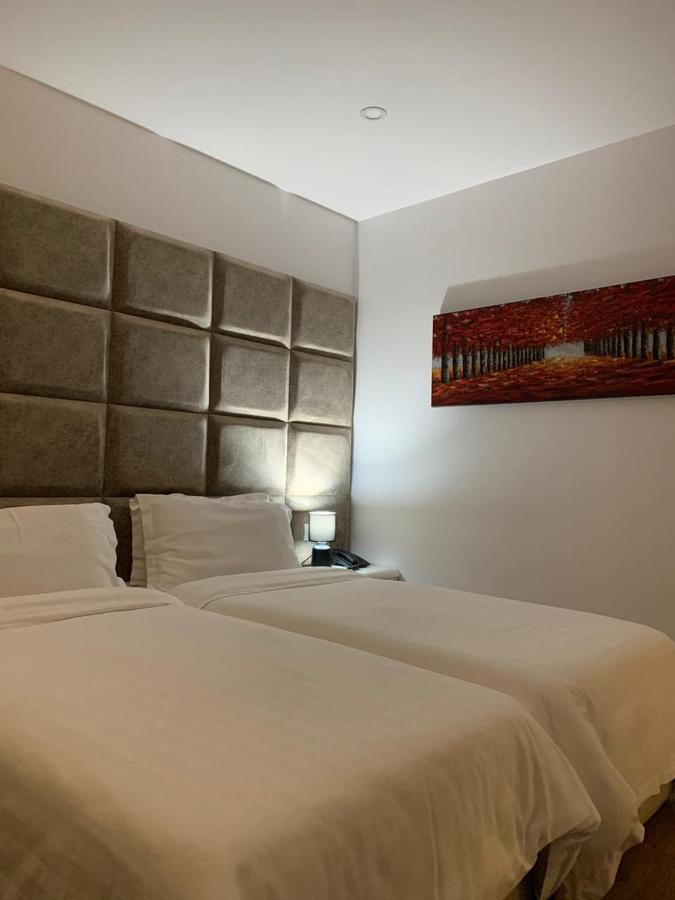 Ramel Hotel Tirana Kültér fotó